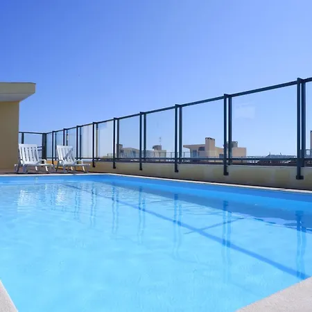 Rooftop Pool, 200m From Sea, Center Apartment