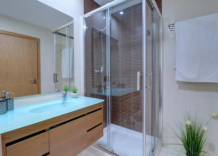 Rooftop Pool, 200m From Sea, Center Apartman Olhão