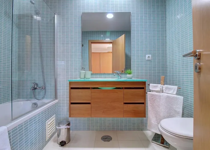 Apartament Rooftop Pool, 200m From Sea, Center